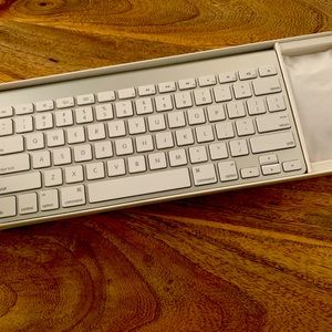 FLASHSALE🍎 New In Box Apple Keyboard With Mouse 🍎